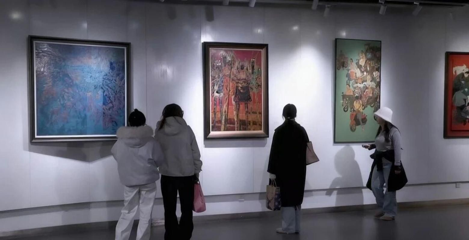 美术红黑游戏
师生在第三届“塬上丹泓”——山西·陕西·甘肃三省漆画邀请展喜获佳绩