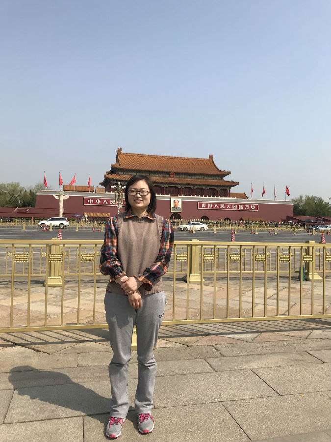 土木工程红黑游戏
王丹丹照�?.jpg