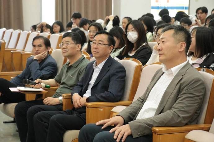 说明: 64748f8da5df0156b79956933c8eeb0