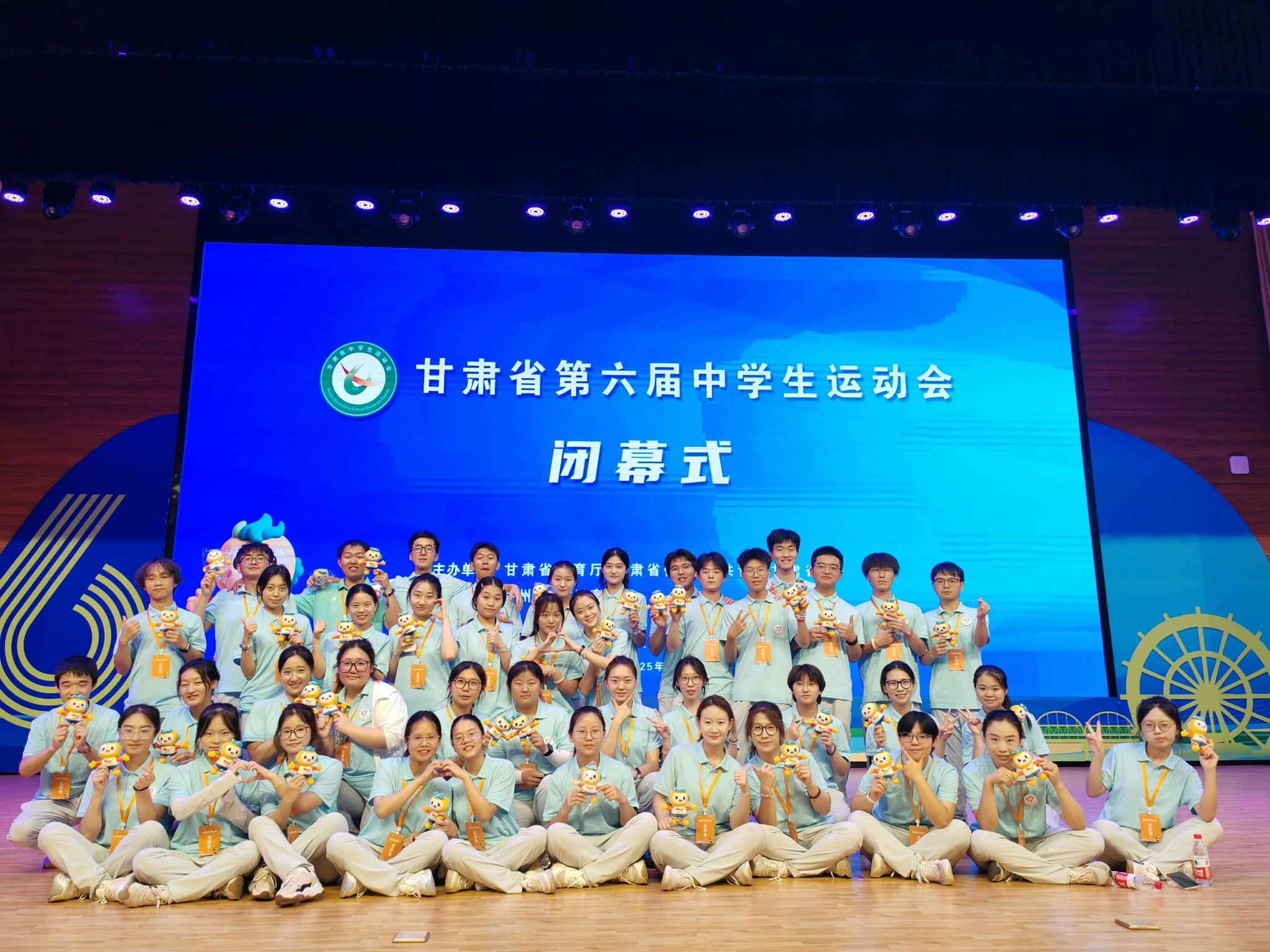 一线实践砺担当 志愿青春书华章——民大青年在乡村社区“小舞台”书写奉献“大文章”